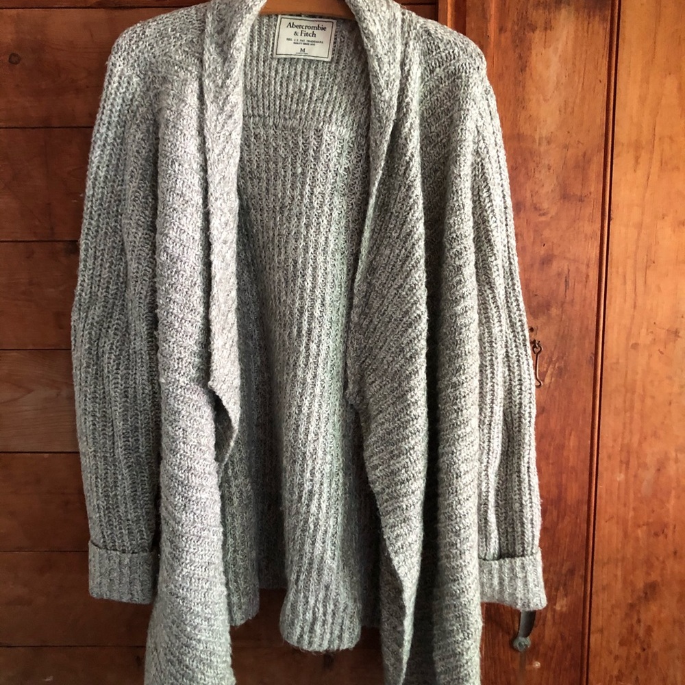 Abercrombie grey cardigan